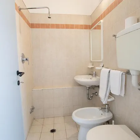 Otel Piccolo 3*